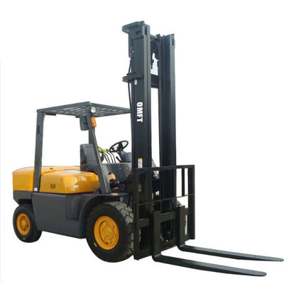 2780mm Min. Turning Radius 4.5ton Diesel Forklift Truck with Chinese or Japanese Engine
