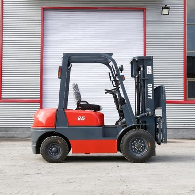 Min. Width of Right Angle Stacking 4110mm 2.5t 2.5ton 4-Wheel Diesel Forklift Truck