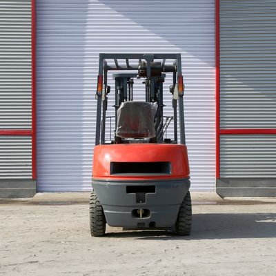 2100mm Min. Width 2.5 T Diesel Forklift Truck with 6m 6000mm Mast Triplex Free Lift CPCD25