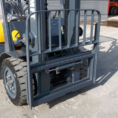 Steel and Rubber 3 Ton Diesel Forklift Truck with 5.5m Triplex Full Free Mast
