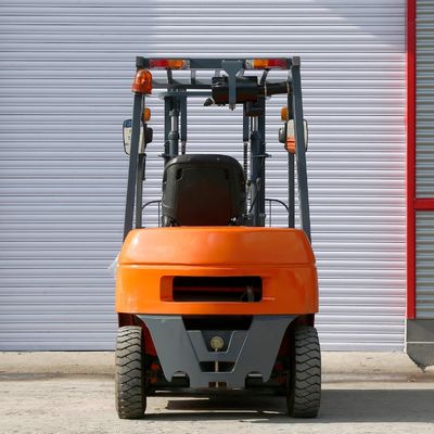 OEM and Spare Parts 2.5 Ton Diesel Forklift Truck with 4.5m Three Stage Full Free Mast