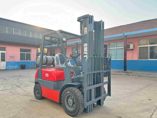 2.5ton LPG Gas Forklift/Propane Forklift Toyota7 Model Standard Ce ISO SGS Fork 1070mm