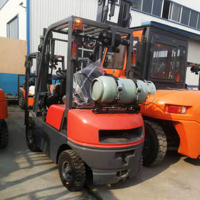 2t Gasoline LPG Forklift with Nissan K21 K25 Clamps Hydraulic Transmission and Durable