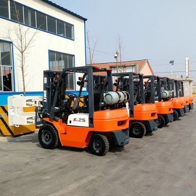 2100mm Min. Width 2.5ton LPG Gasoline Forklift with Japanese Engine and Clamps