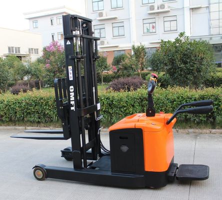 Electric Stand-on Reach Stacker with Steel and PU Materials 2 Ton Load Capacity