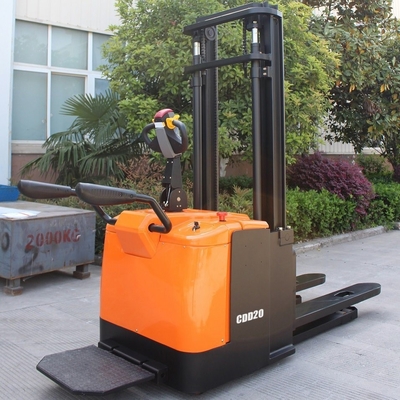 Electric Stacker CDD20 2.0t Battery Operated Pallet Stacker 1600-5500mm Lifting Height