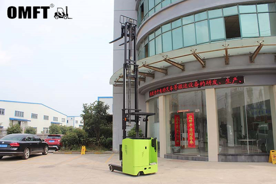 Easy Operation Electric Reach Truck with 1.5 Tons Capacity and 3000-6000mm Lift Height
