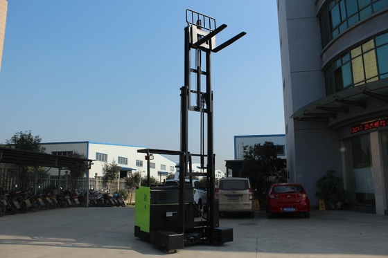 2900mm Min. Width Three Way Electric Motor Vna Narrow Montacargas Forklift 1500kg 2000kg