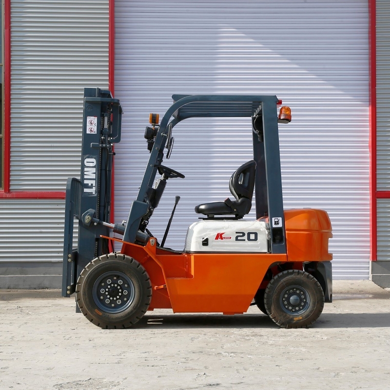 2 Ton 2t Counterbalanced Diesel Forklift Truck K Model Ce ISO with Isuzu C240 Engine