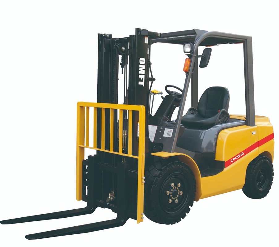 3000kg Diesel Forklift Truck CPCD30 with Ce Approved and 2445mm Min. Turning Radius