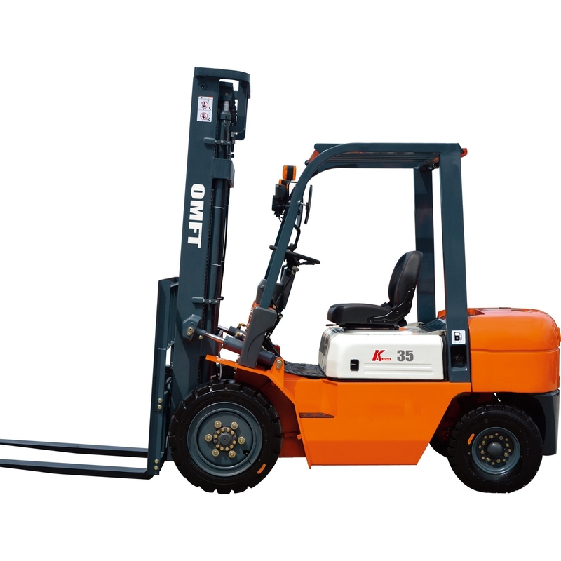 3.5 Ton Diesel Forklift Truck with 5m Triplex Full Free Mast and Pneumatic Tyres